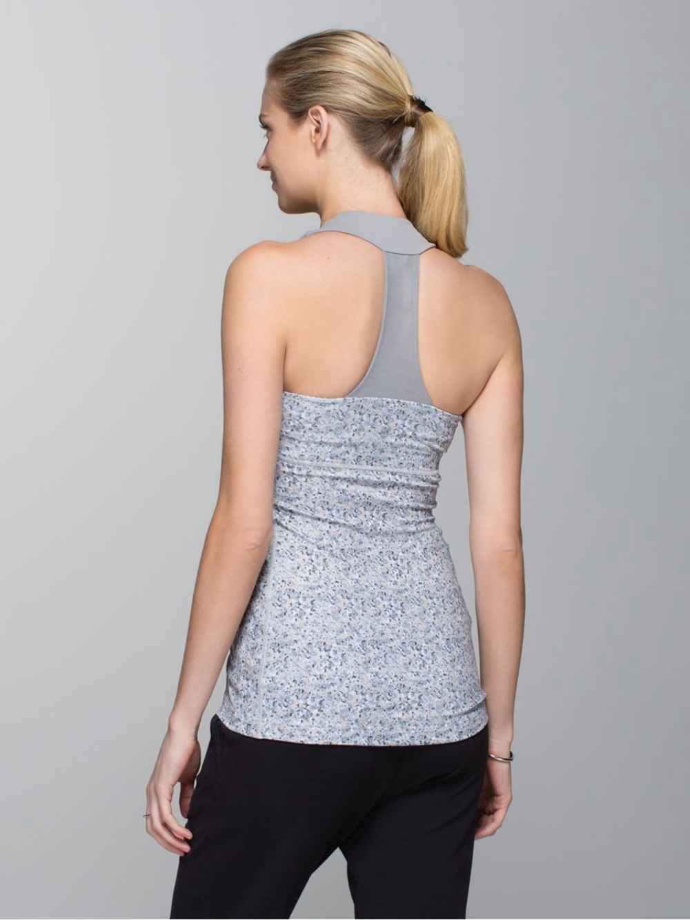 Lululemon Scoop Neck Tank *Luon Petite Fleur Silver Spoon / Ambient Grey size 6 - Picture 2 of 7